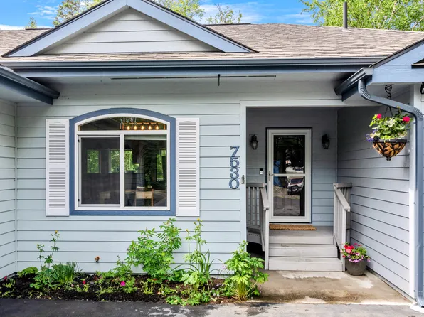 7530 N Nugget Cir, Palmer, AK 99645