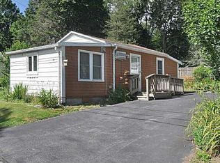 20 Fairview Ave, Warren, RI 02885