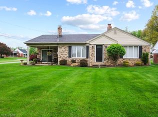 211 Hamilton Blvd, Struthers, OH 44471