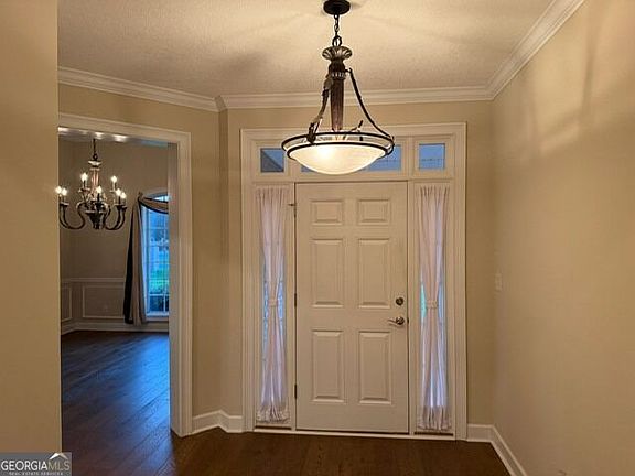 4th image of 3804 Orchard Way