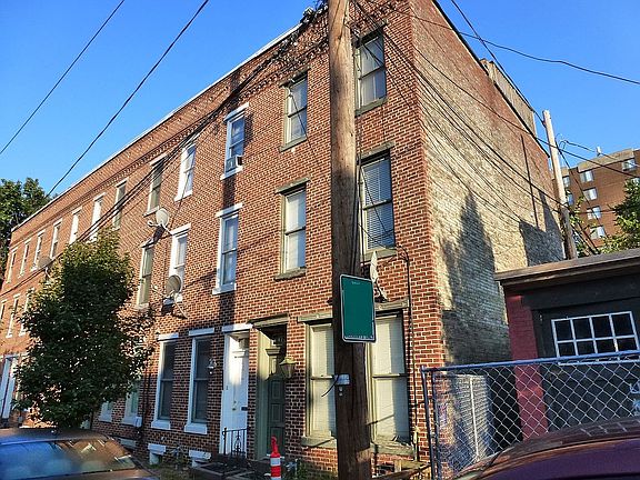 4th image of 120 Cumberland St