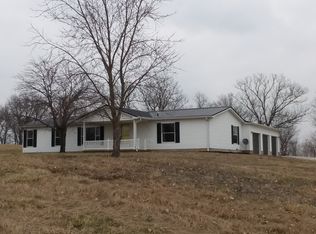 9390 S Yochum Rd, Vincennes, IN 47591