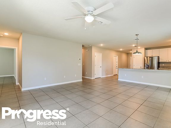 4th image of 806 Albi Ct