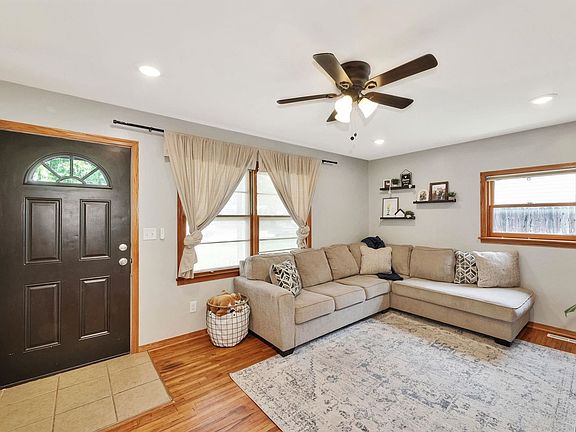 5th image of 817 N Anna St
