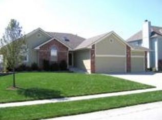3792 SW Boulder Dr, Lees Summit, MO 64082