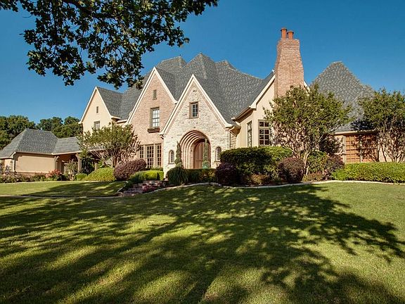 5th image of 5901 Pine Valley Dr