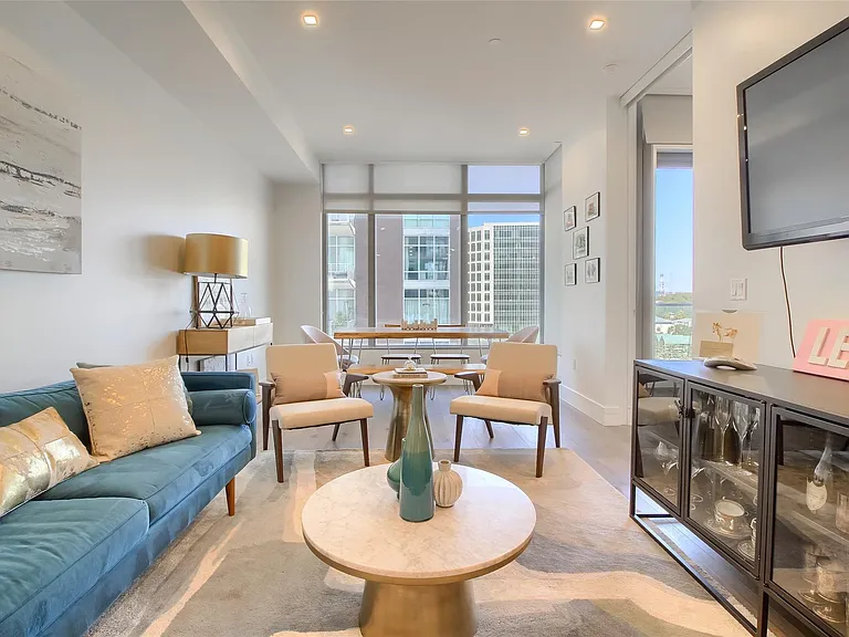 501 West Ave #1002 — Photo 3