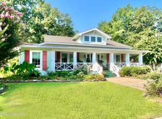 309 W Georgetown St, Crystal Springs, MS 39059