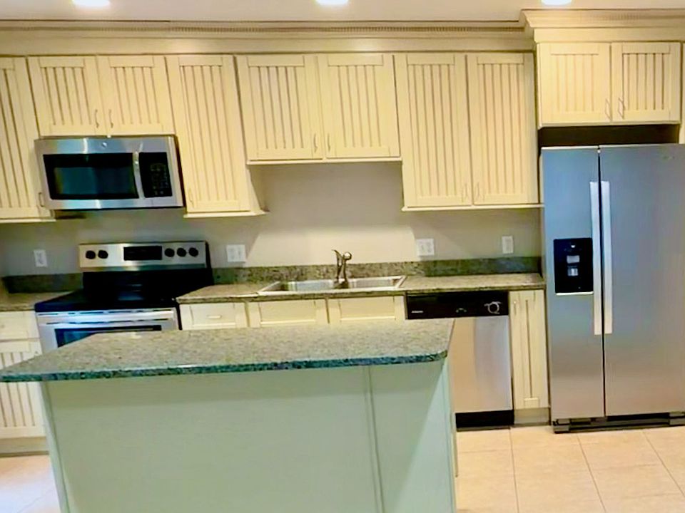 1st image of 217 Cordillo Pkwy APT C7