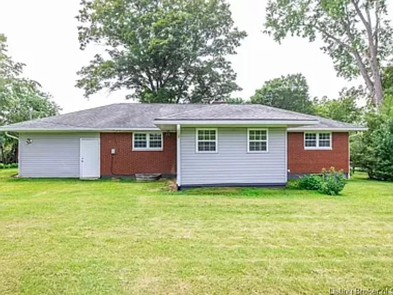 9200 Walnut St — Photo 27