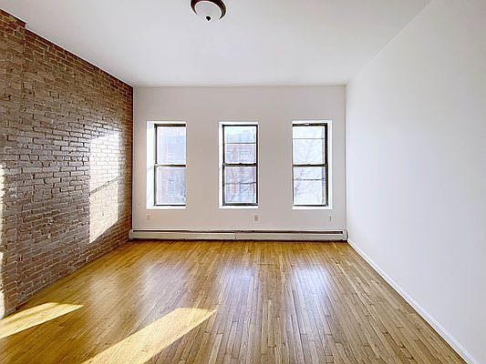 1st image of 309 W 137th St #4