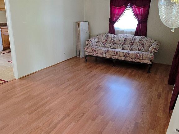 3rd image of 2205 Heywood Ln
