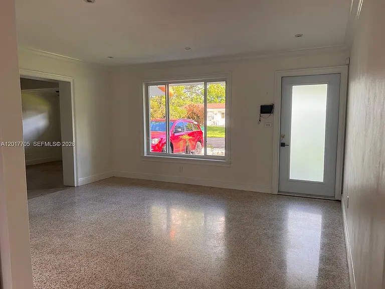 9770 SW 77th Ter — Photo 5