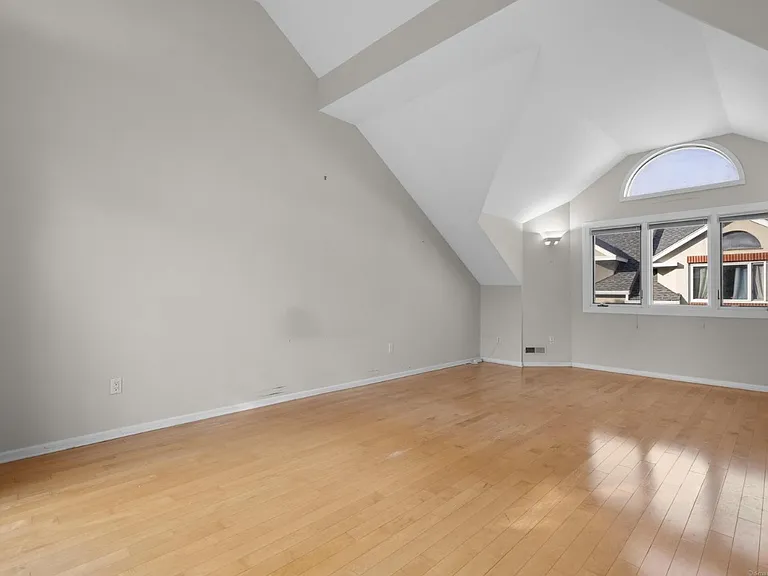 869 Orange St #7W — Photo 12