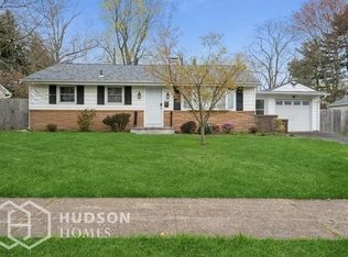 15 Shelly Ln, Trenton, NJ 08690