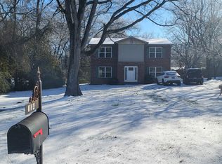 104B N Hardin Dr, Columbia, TN 38401