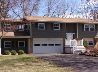 18 Melody Ln, Geneseo, NY 14454