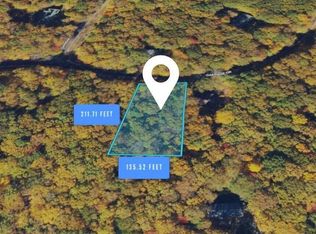 58 Oakridge Cir, Hawley, PA 18428