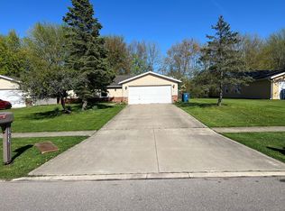 5633 Opal St, North Ridgeville, OH 44039