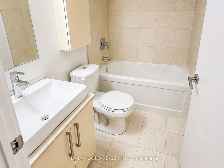 12 York St #2606 — Photo 11