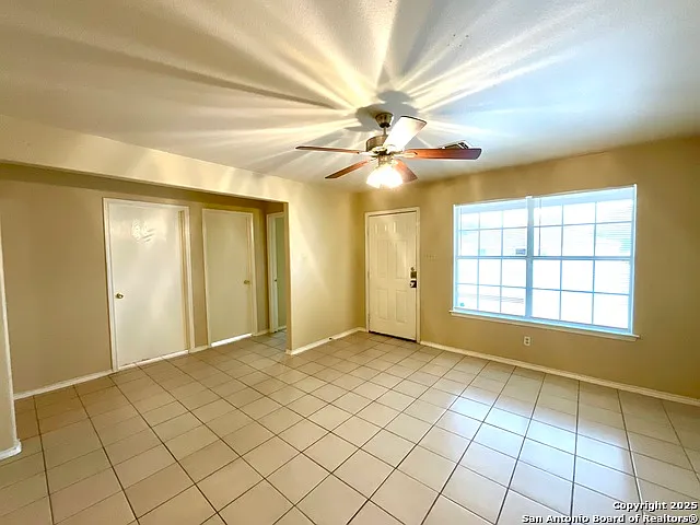 7560 Oak Chase — Photo 6