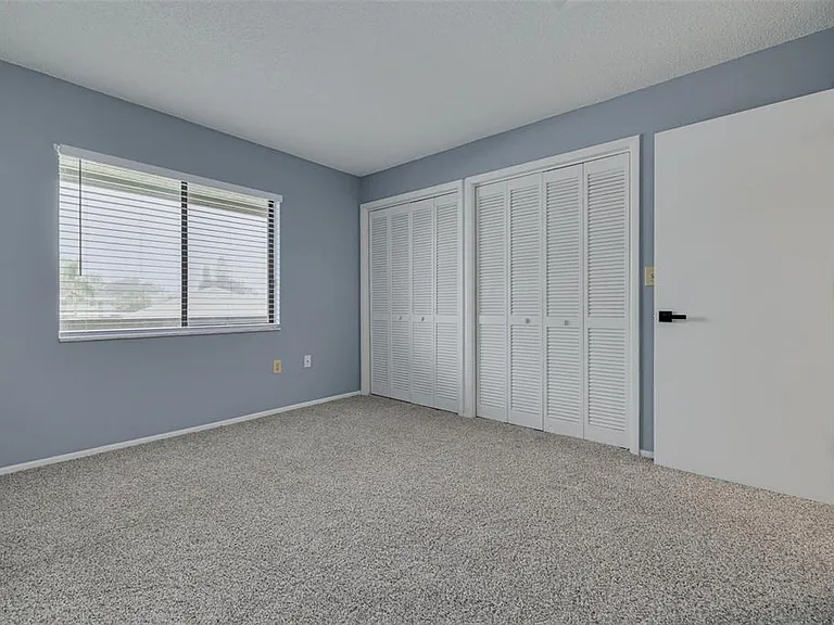 218 Caryl Way — Photo 16
