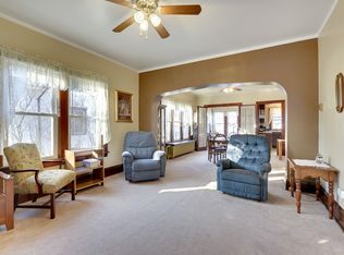 1261 Arkwright St, Saint Paul, MN 55130