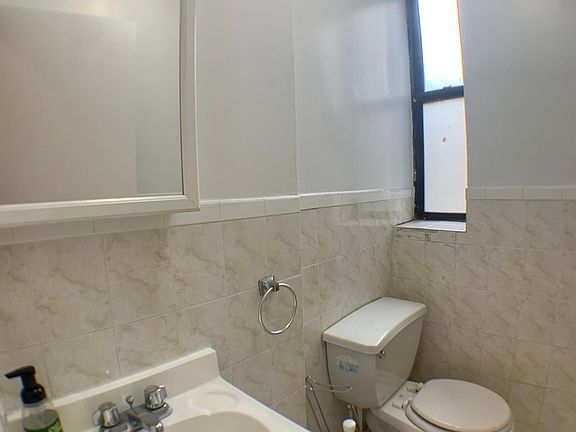 5th image of 820 W 180th St APT 43