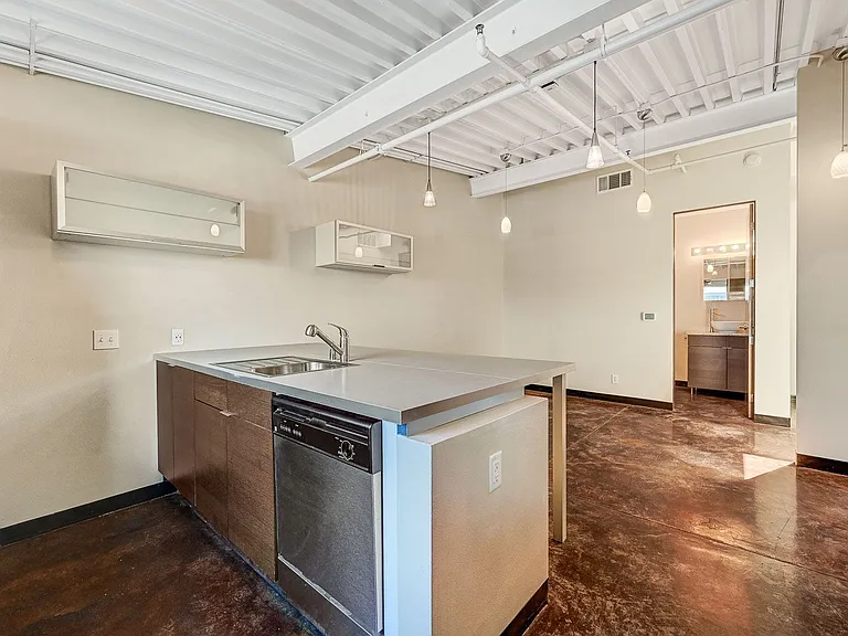 701 Shadow Ln #410 — Photo 17