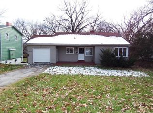 3222 Lincoln Ave, Des Moines, IA 50310