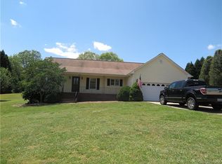 110 Plum Tree Dr, Kings Mountain, NC 28086