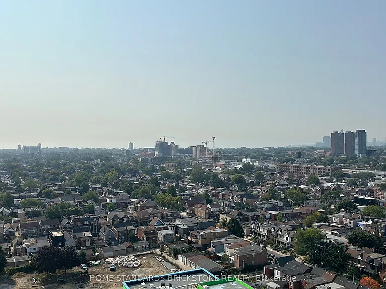 1285 Dupont St #1701 — Photo 15