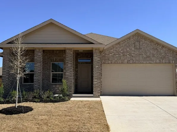 917 Boll Weevil Dr, Cleburne, TX 76031