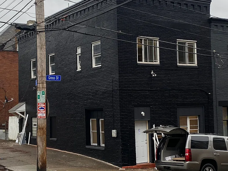 601 Gross St #B — Photo 1