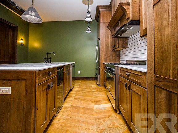 3rd image of 57 Grand St APT 1B
