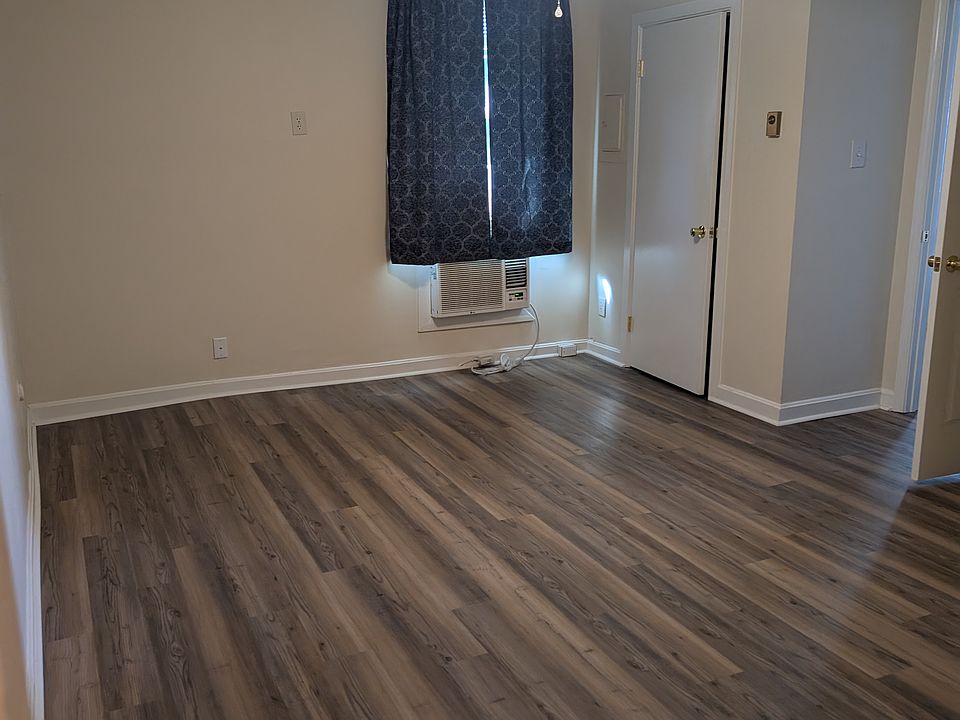 1st image of 400 W Cedar St #3