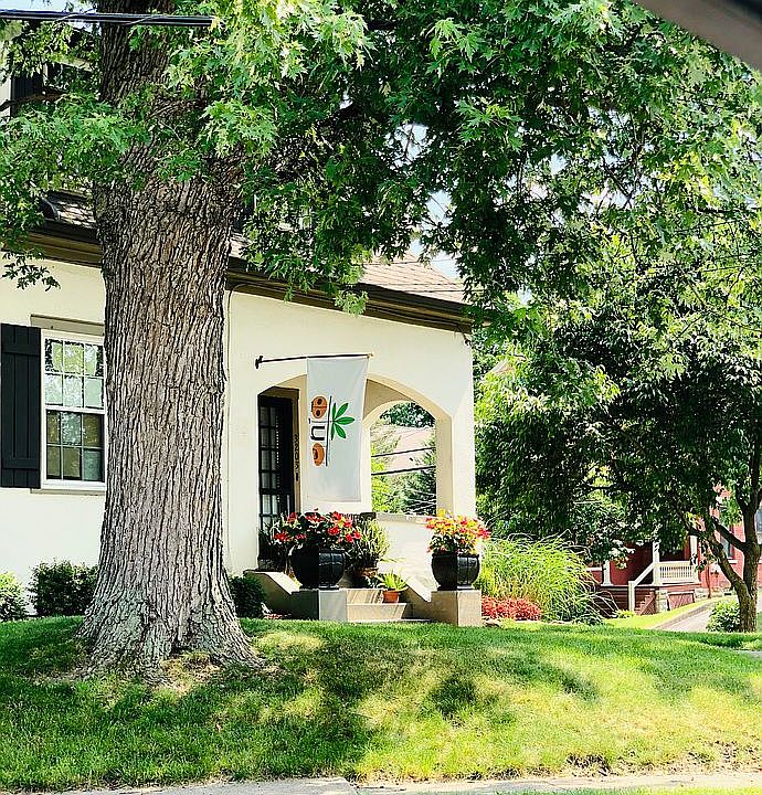 1st image of 3203 Bach Ave