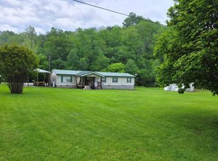 2246 Asa Crk, Hagerhill, KY 41222