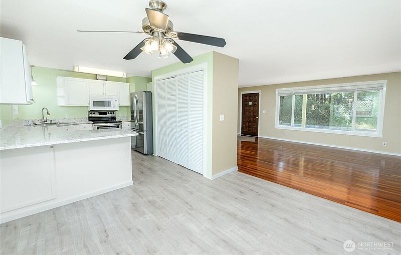 4th image of 1717 S F Street
