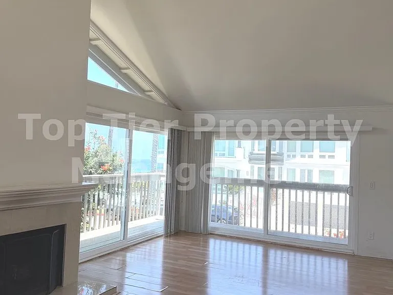 125 Acacia Ave — Photo 5