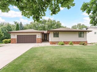 915 Nelson Ave, Milton, WI 53563