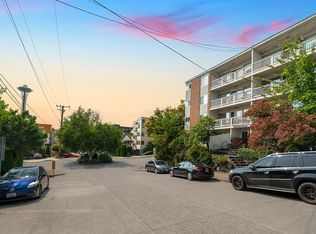 Bel Air, Seattle, WA 98109