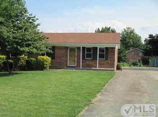 121 Oak Hill Dr, Elizabethtown, KY 42701