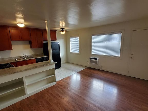 2nd image of 1820 O St APT 3