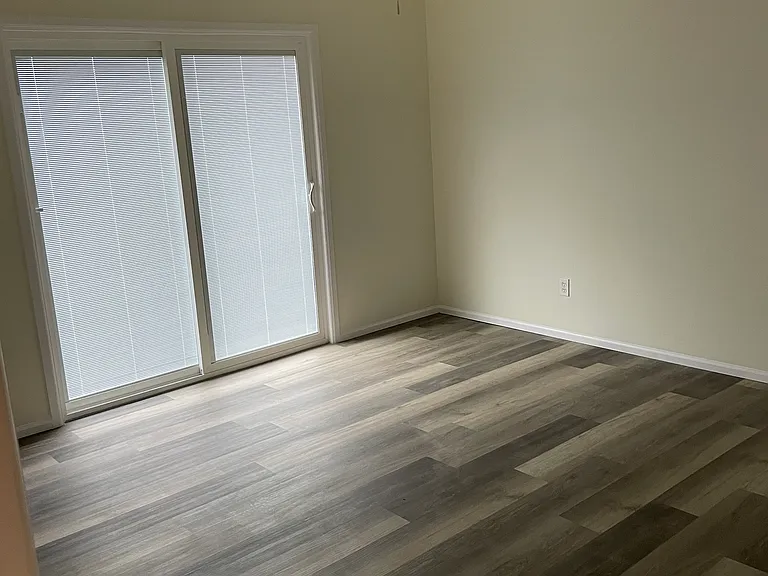 712 Benjamin Dr — Photo 3