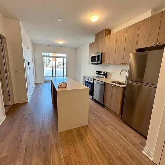 490 Gordon Krantz Ave #102 — Photo 5