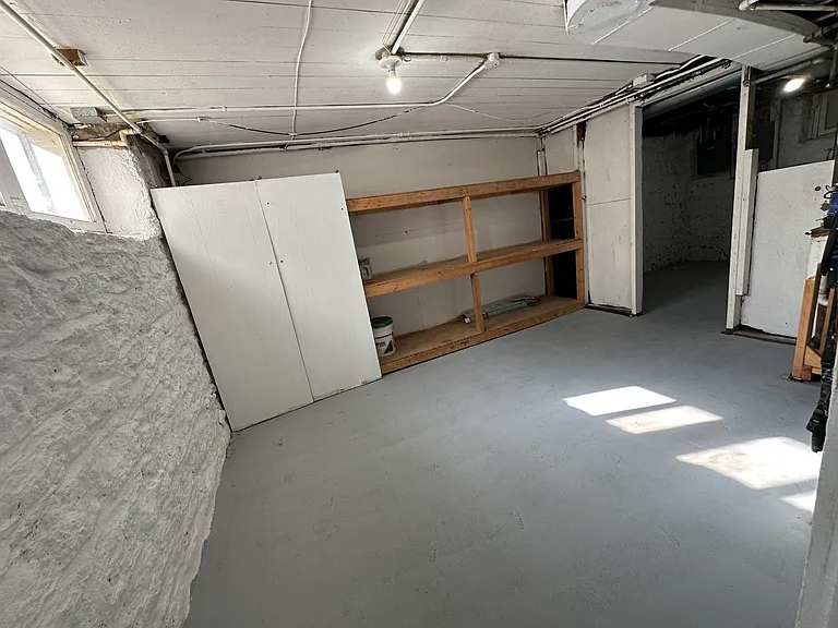 408 S Gardiner Ave #2 — Photo 22