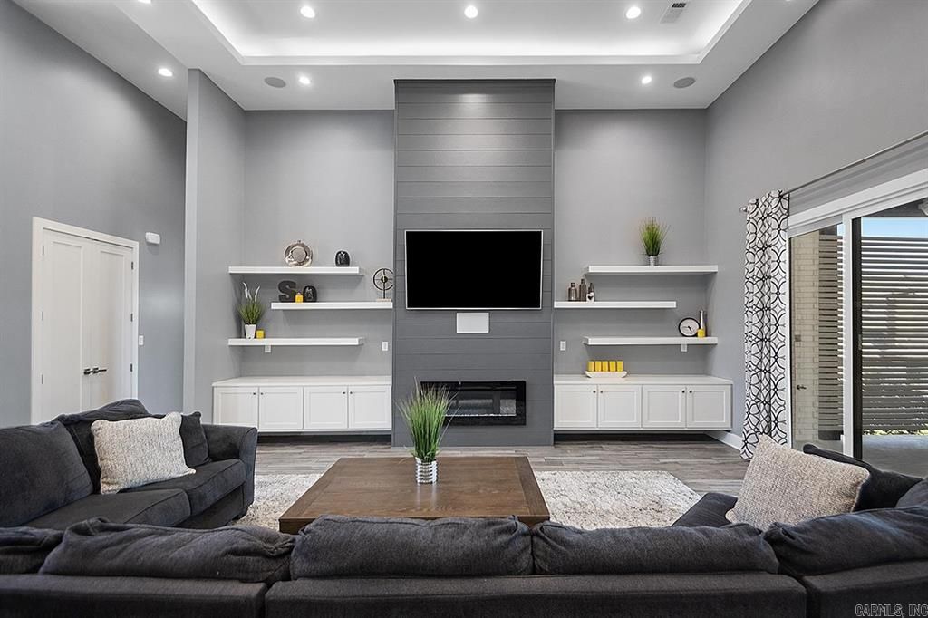 next background image