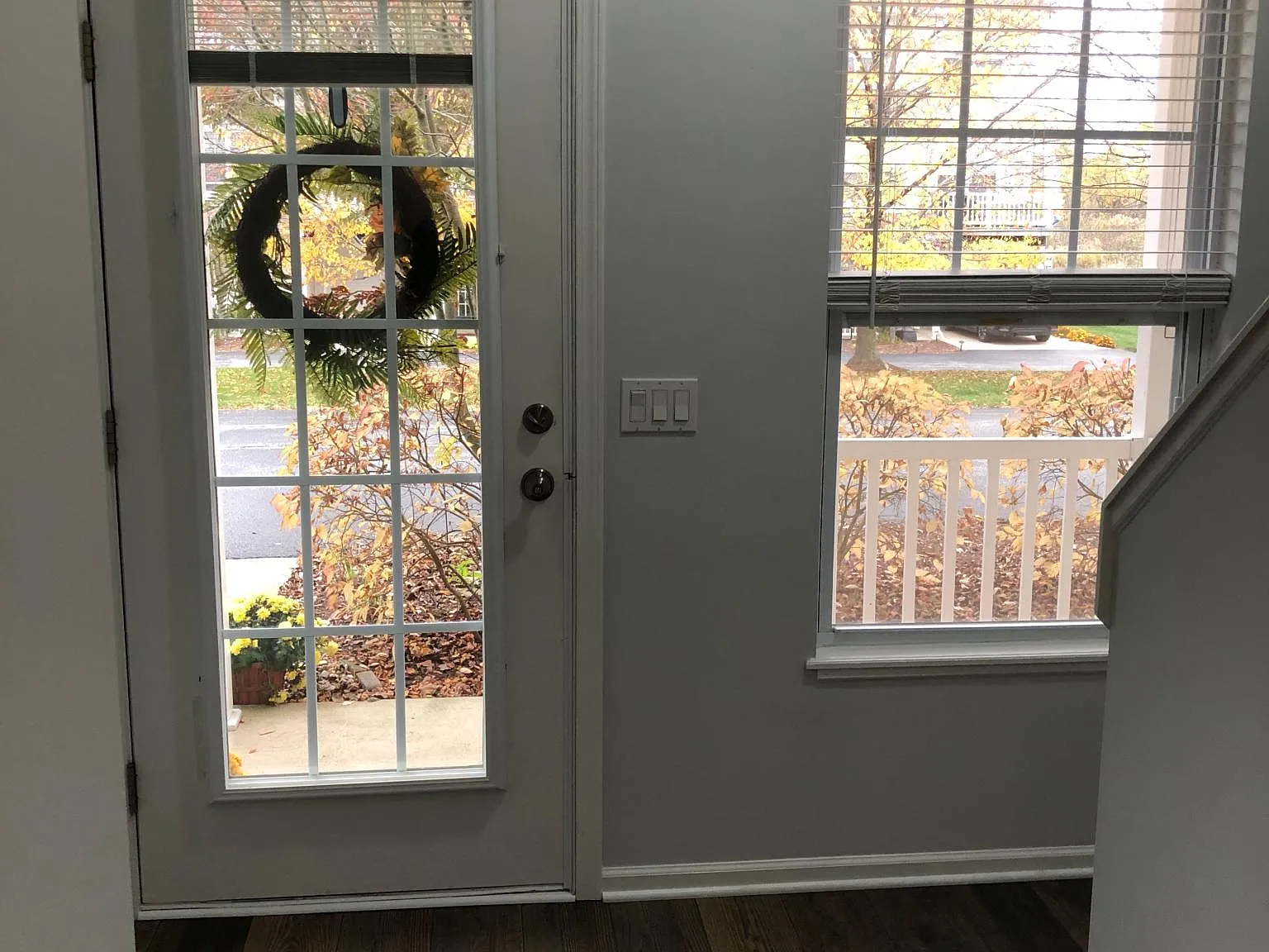 1214 Chapman Ln — Photo 2