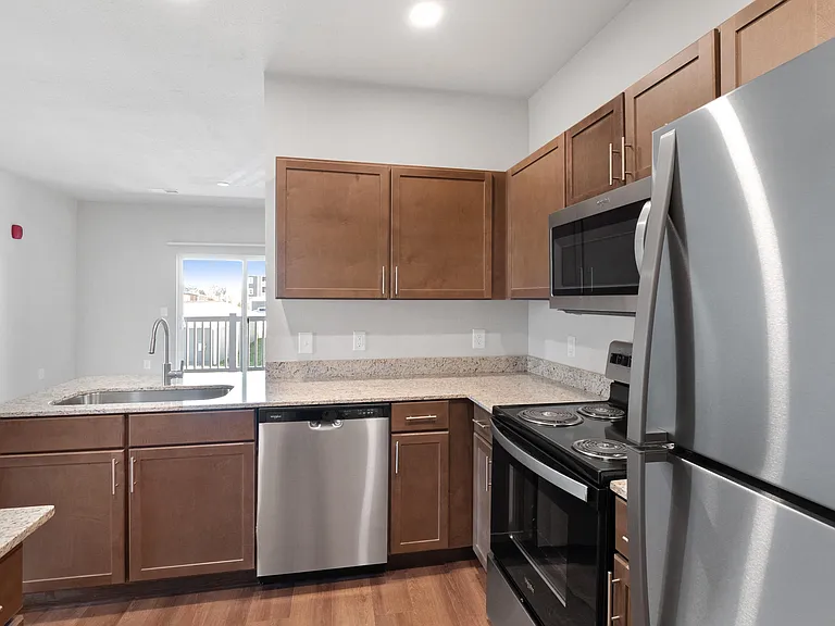 Aventura at Hawk Ridge — Photo 40